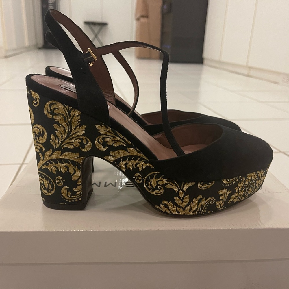 Brand new Tabitha Simmons black and gold suede heals
